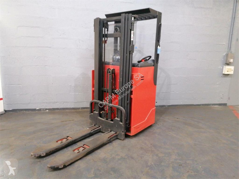 Apilador Fenwick L12