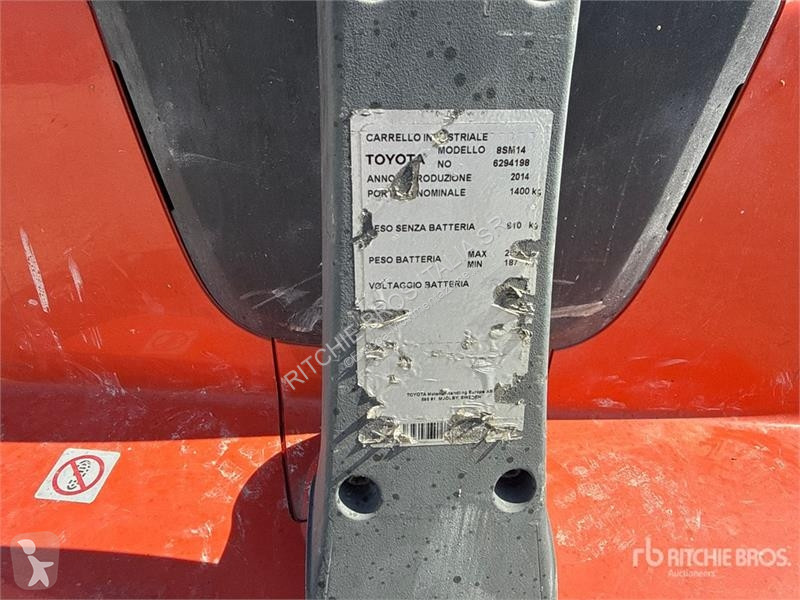 堆垛机 Toyota 8SM14 1400 kg Electric Stacker