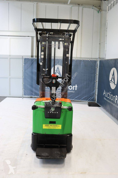 Apilador Cesab SPE160L