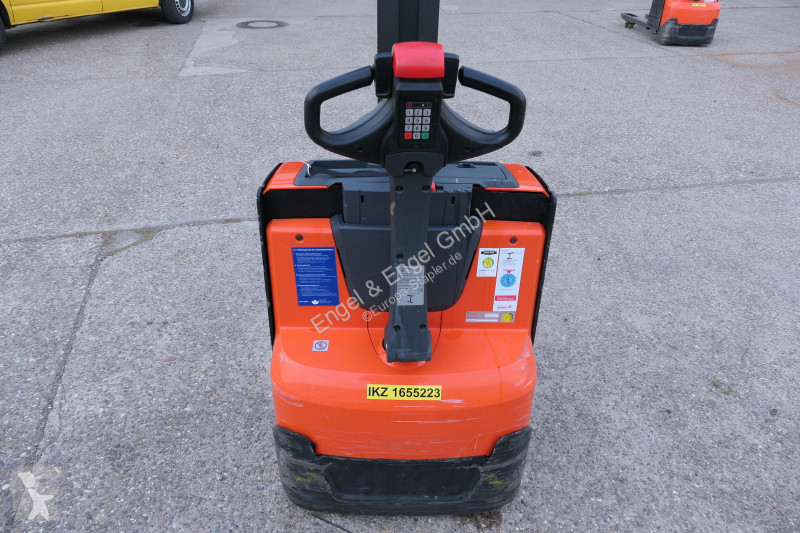 Apilador BT SWE 080L