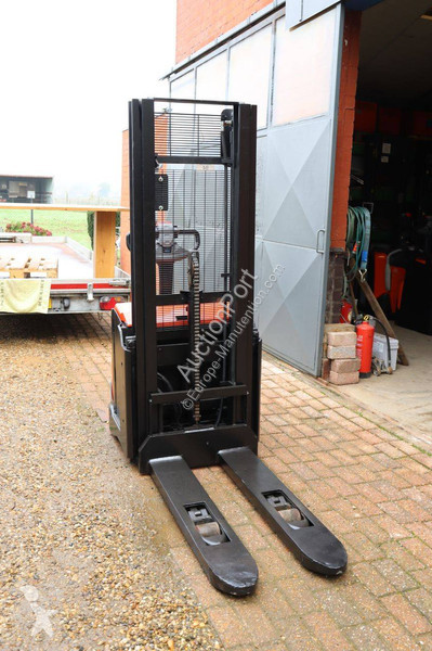 Stacker Toyota