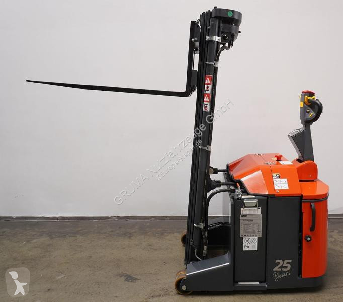 Stacker Combilift  CS1250
