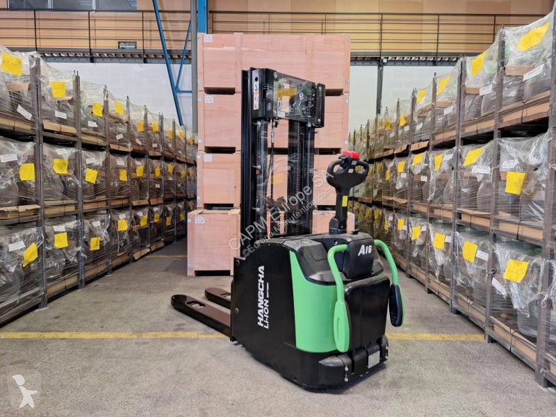 Apilador Hangcha  CDD16-AC2S-LI