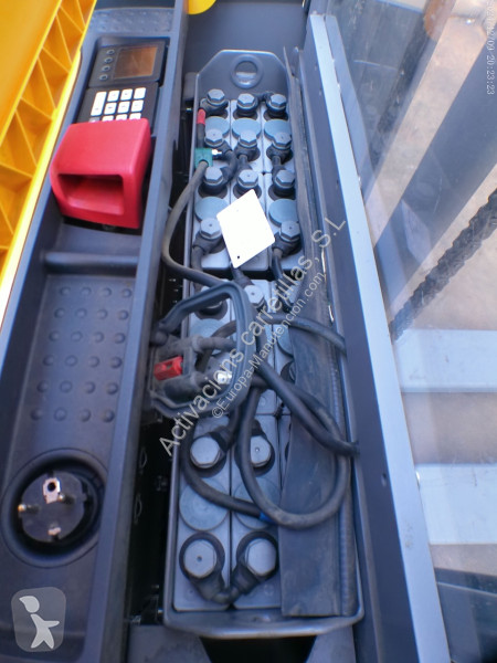 Apilador Jungheinrich 250 ZT