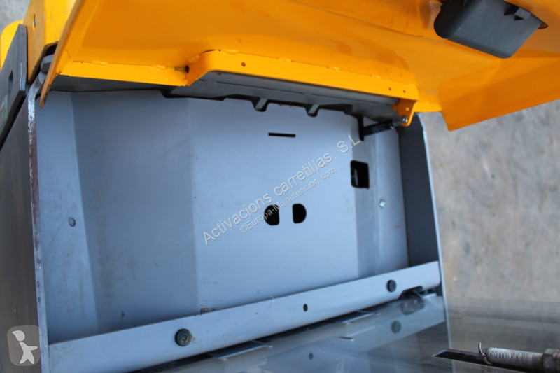 مرفاع شوكي Jungheinrich EJD 222 201 ZT LI-ION