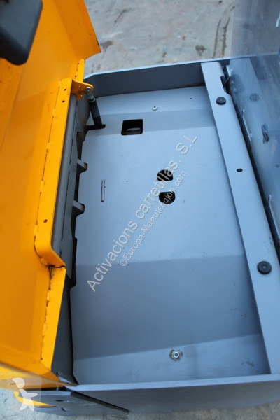 مرفاع شوكي Jungheinrich EJD 222 201 ZT LI-ION