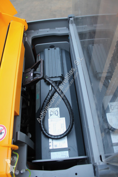 مرفاع شوكي Jungheinrich 112z 270 ZT LI-ION