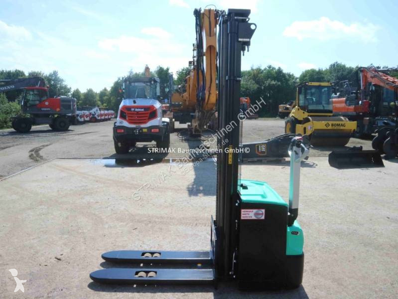 مرفاع شوكي Mitsubishi SBP16N2