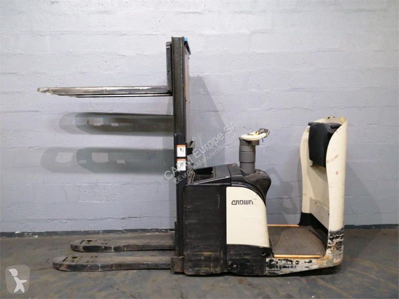 Stapelaar Crown DT3040