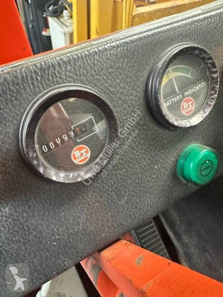 Tolóoszlopos emelőtargonca BT RT 135 E