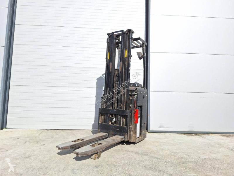 Stacker Caterpillar  NSR16NI