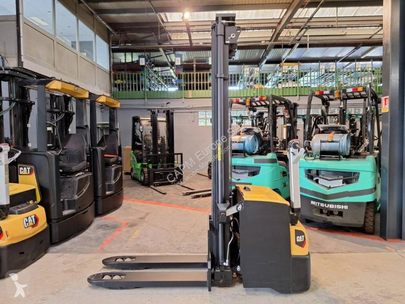 Gerbeur Caterpillar  NSP16NI