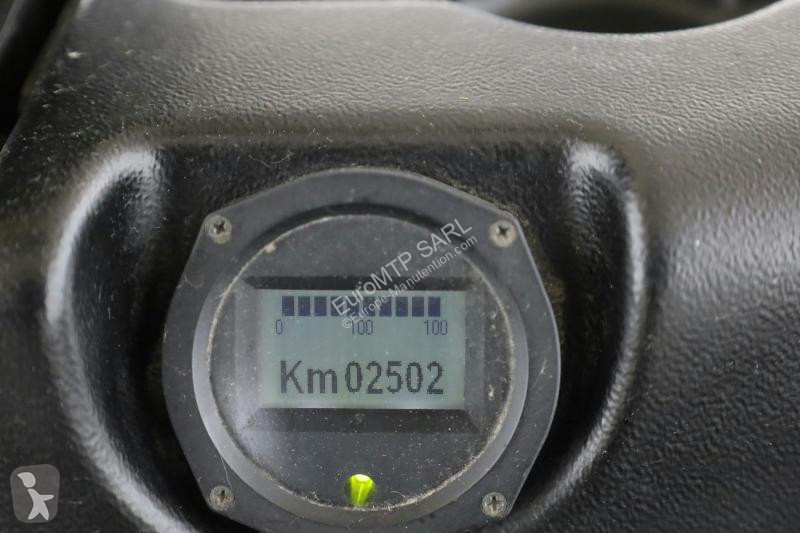 مرفاع شوكي Hyster