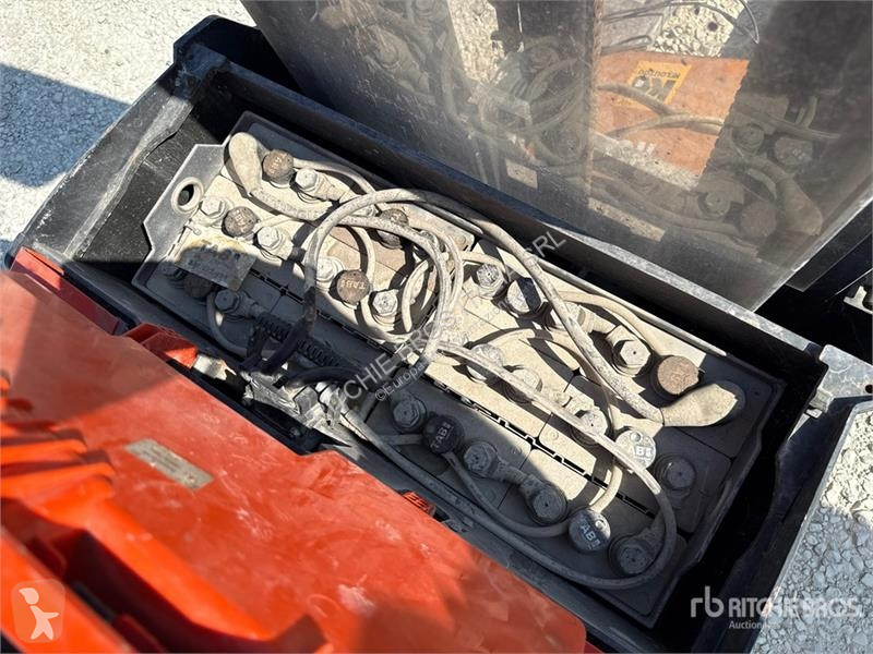 堆垛机 Toyota 8SM14 1400 kg Electric Stacker