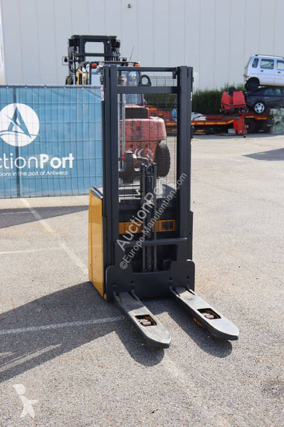 Apilador Linde L14