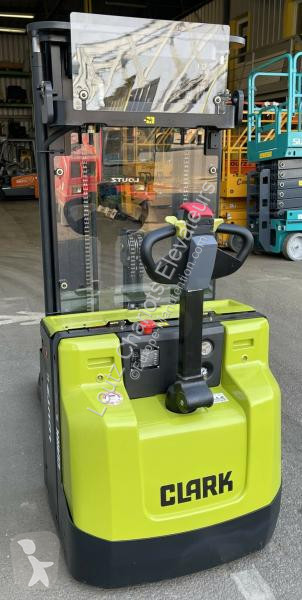 Apilador Clark  SX12