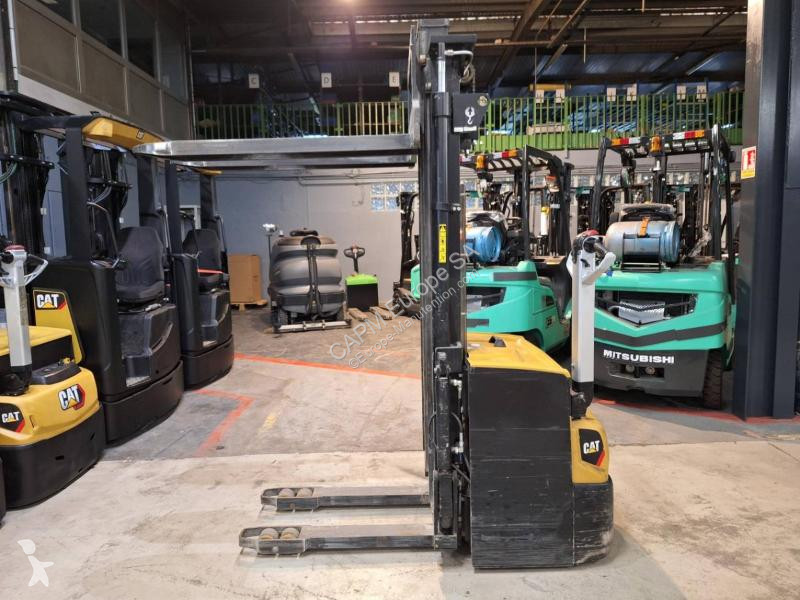 Gerbeur Caterpillar  NSP16N2
