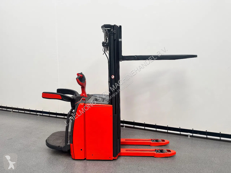 Apilador Linde L 14 AP
