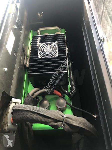 Yale  MS20 stacker