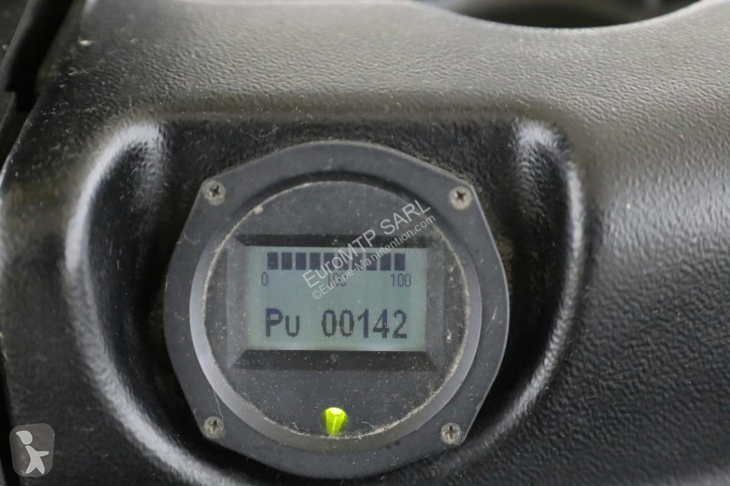 مرفاع شوكي Hyster