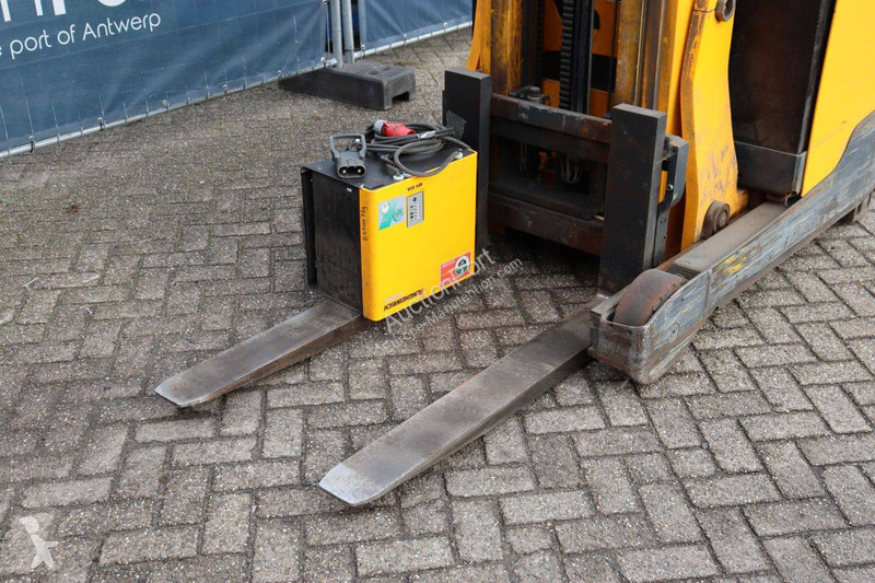 Gerbeur Jungheinrich ETV 214