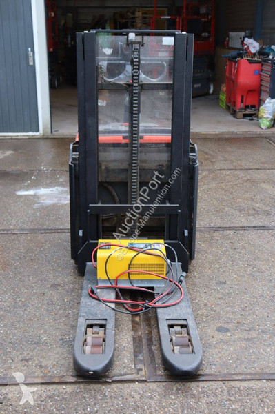 Stacker BT SWE200D