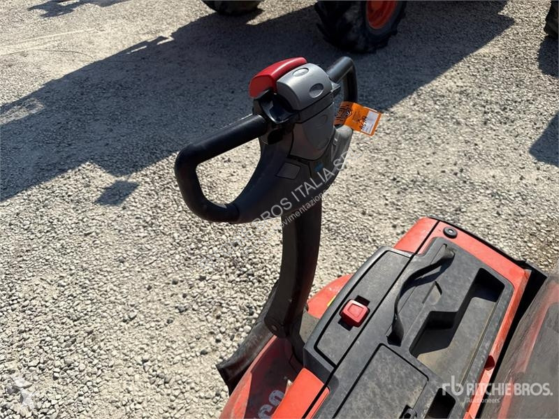 堆垛机 Toyota 8SM12 1200 kg Electric Stacker