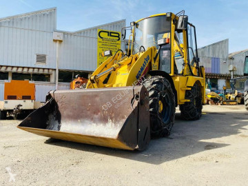 Komatsu Tractopelle WB70 (NET DE TVA)