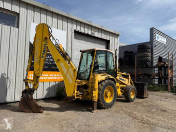 Komatsu WB93R-2