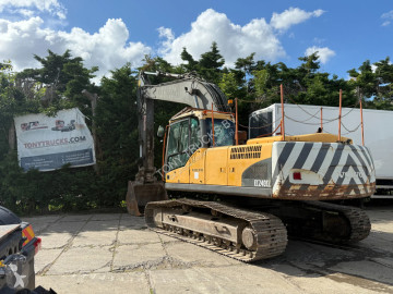 Tractopelle Volvo