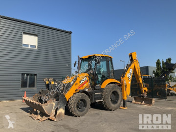 Buldoexcavator rigid JCB