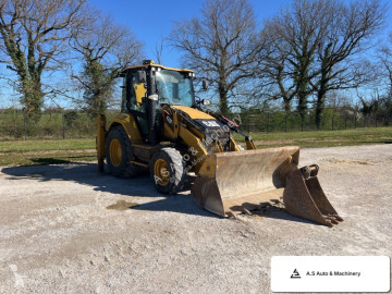 Retroexcavadora Caterpillar