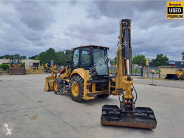 Retroexcavadora Caterpillar