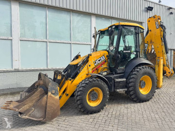 Retroescavadora JCB