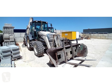 Tractopelle rigide