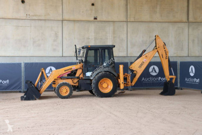 Tractopelle rigide Terex