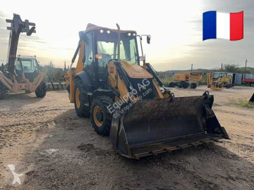 Retroexcavadora rígida JCB