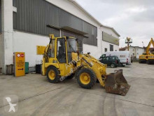 Tractopelle articulé Komatsu WB70