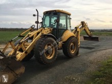 Retroexcavadora New Holland LB 115 retroexcavadora rígida usada