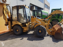 Tractopelle articulé Fiori TA700