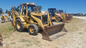 Caterpillar 438 terna rigida usato