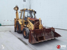 Retroexcavadora Caterpillar 438B usada