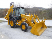 Retroexcavadora rígida New Holland usada
