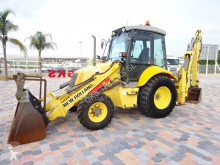 Retroexcavadora rígida New Holland B 110 B B 110