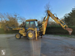 New HollandLB 110