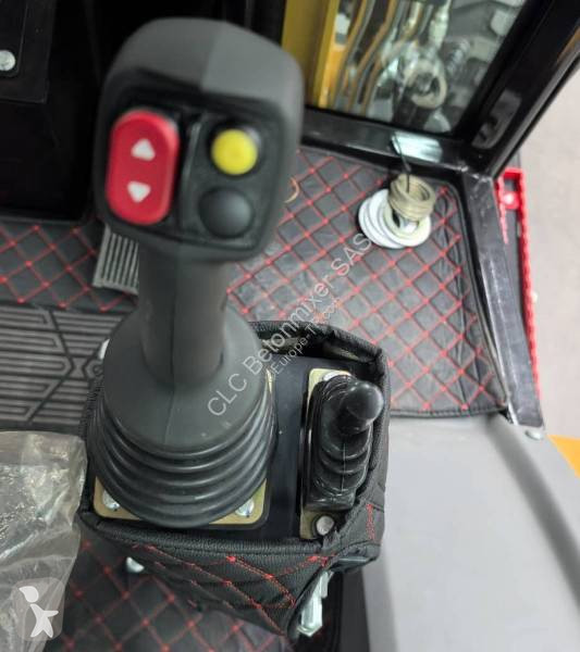 Bagr CLC CLC T 7500