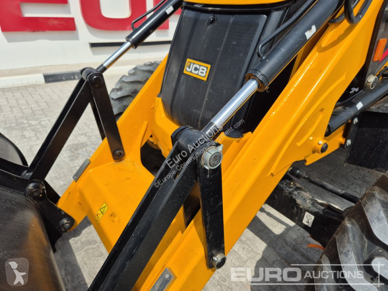 Retroescavadora JCB 3DX PLUS