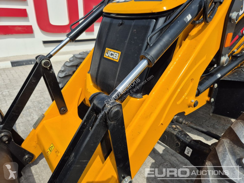 Retroescavadora JCB 3DX PLUS