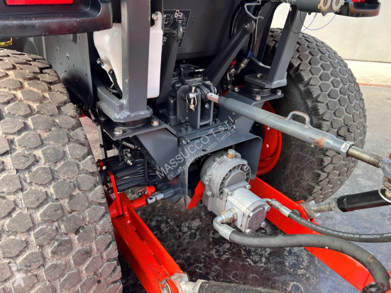 Экскаватор-погрузчик Kubota  B2231 4x4 CON...