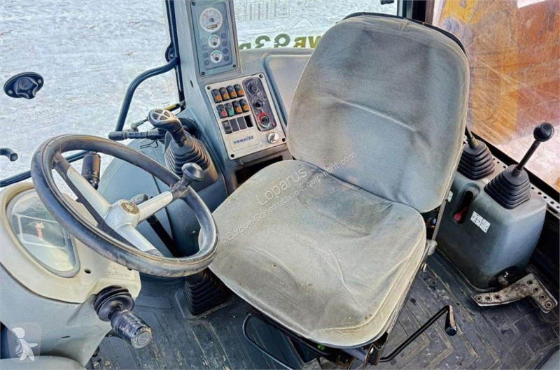 Traktor med grab Komatsu R-5